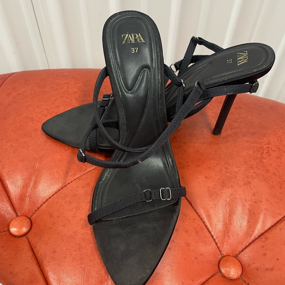 Zara Elegant Black Strappy Heels - Picture 2 of 7
